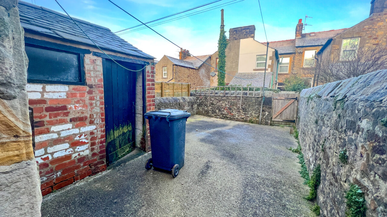 Coulston Road, Lancaster LA1 3AD CoastNCountry Estate Agents